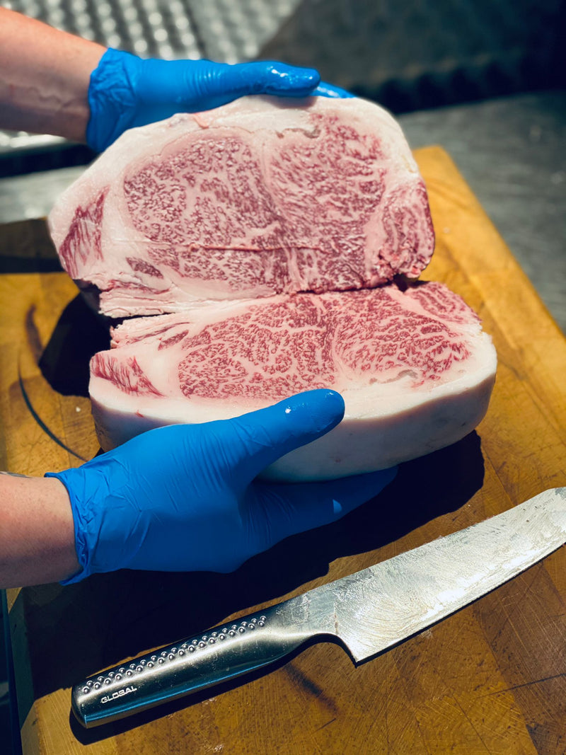 Japanse A5 Wagyu Hokkaido Sirloin Steak
